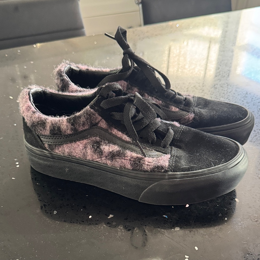 Leopard print platform old skool vans